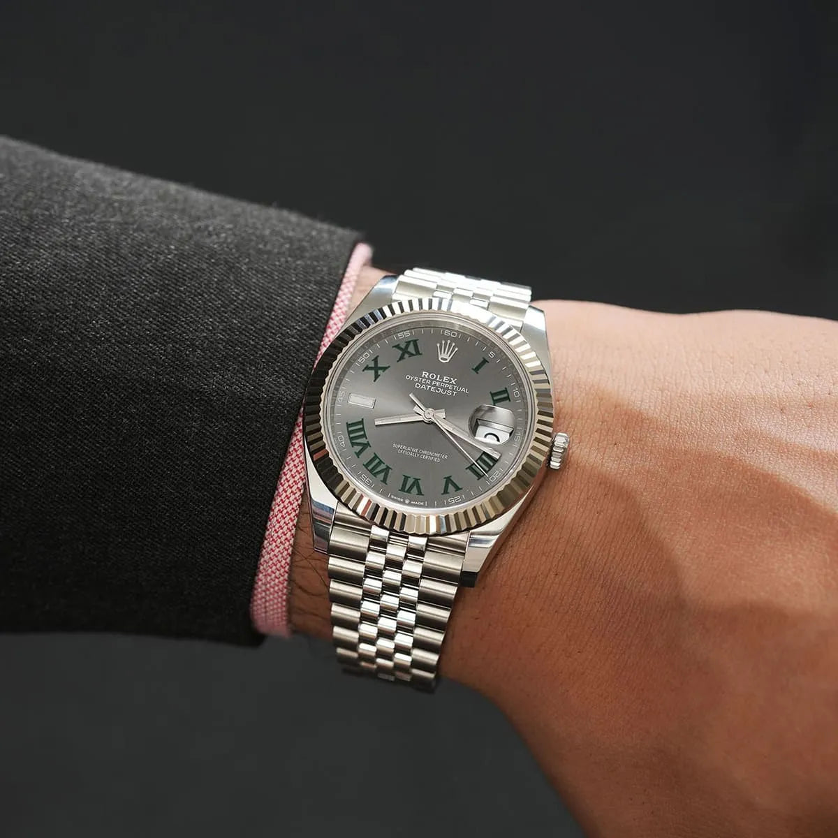 Rolex Datejust Gray Dial 41 mm Metal Bracelet Men's Watch (Ref. 025)