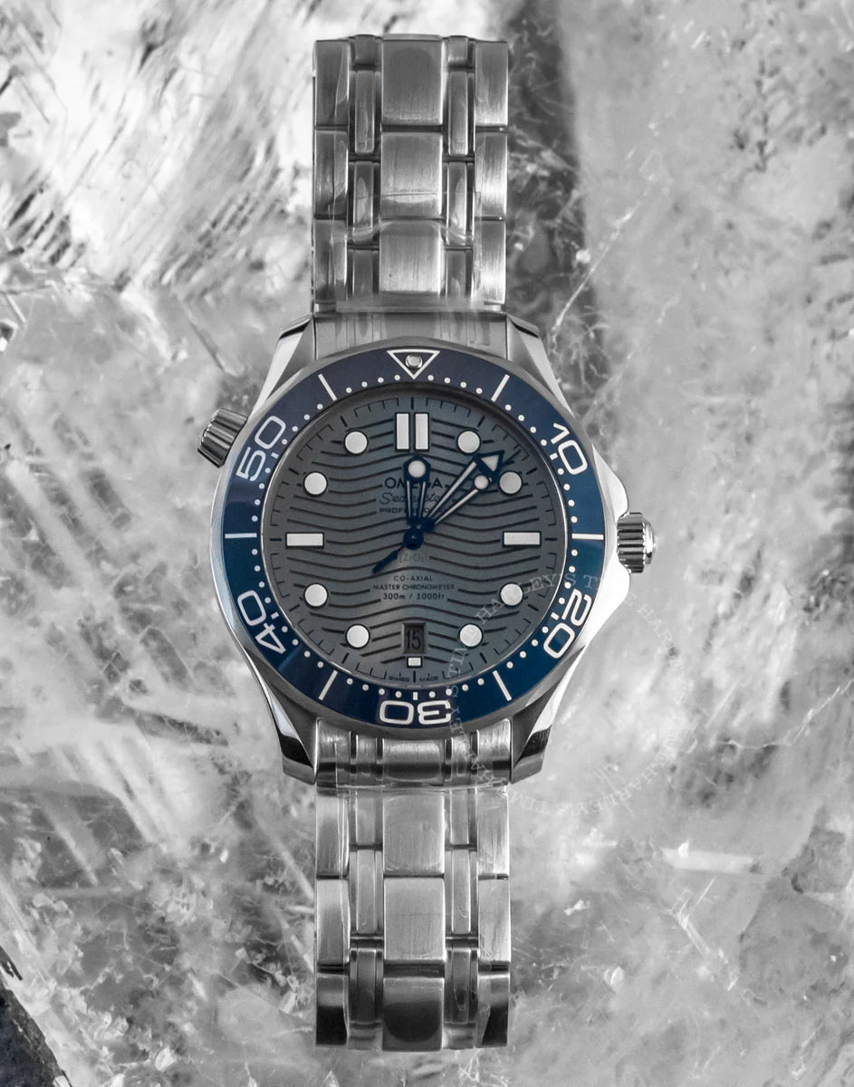 Omega Seamaster Mirror Original Stainless Steel Bracelet Watch (Ref. V13)