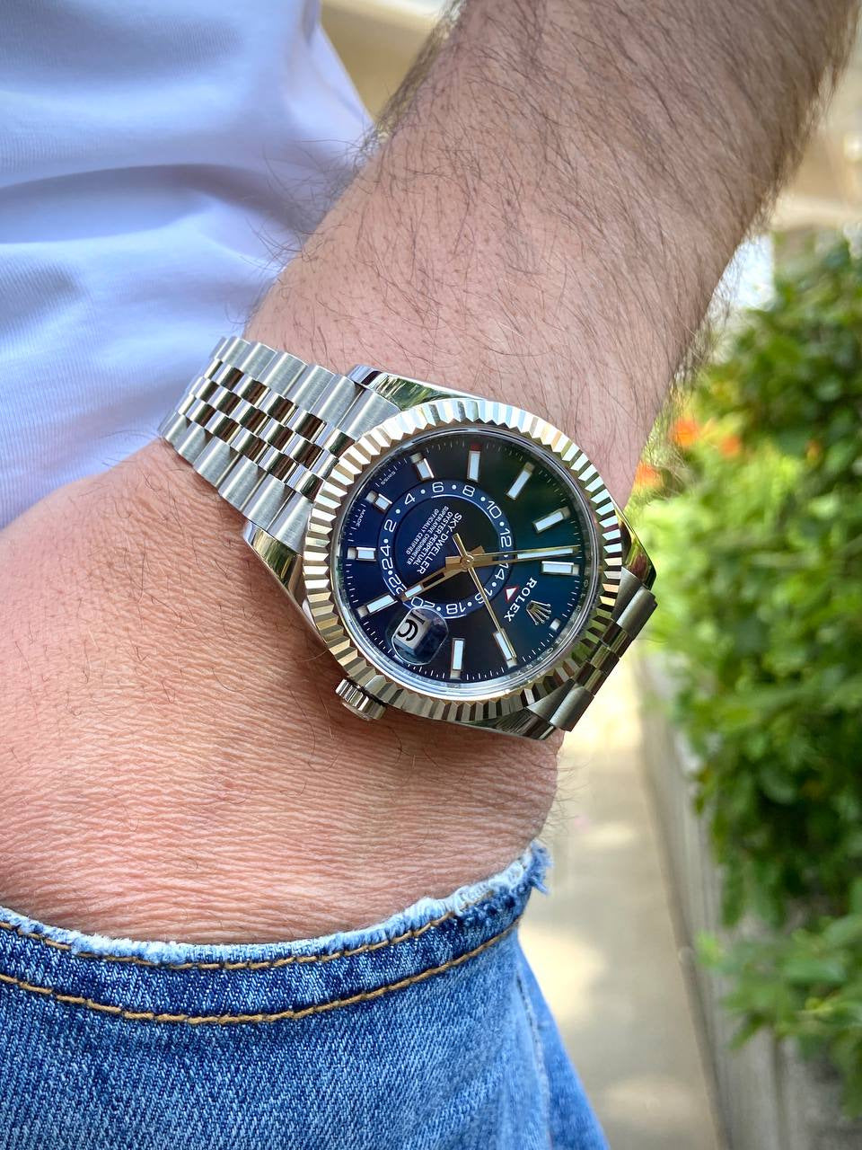 Rolex Sky-Dweller Blue Dial 42 mm Metal Bracelet Men's Watch (Ref. 053)