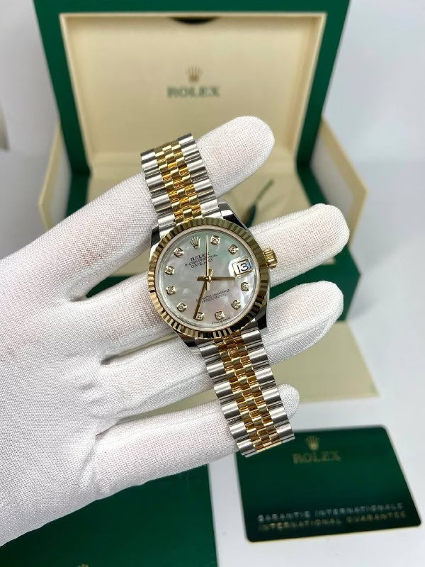 Rolex Datejust Mirror Original Silver Dial 31 mm Metal Bracelet Women's Watch (Ref. 044)