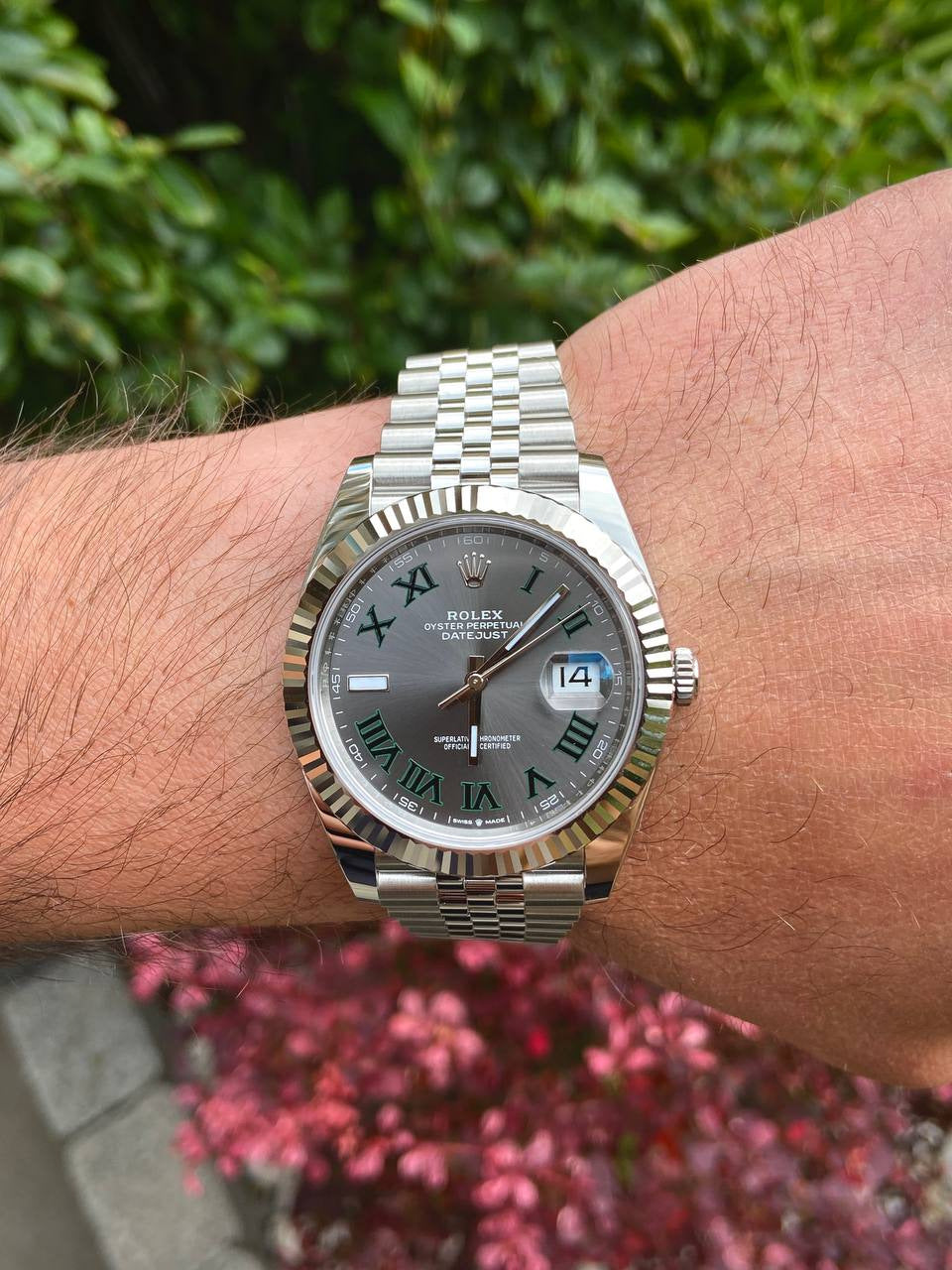 Rolex Datejust Gray Dial 41 mm Metal Bracelet Men's Watch (Ref. 081)