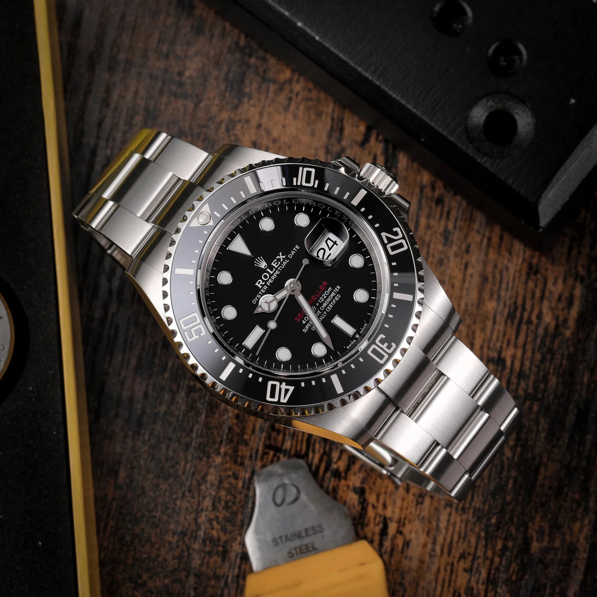 Rolex Sea-Dweller Black Dial 44 mm Metal Bracelet Men's Watch