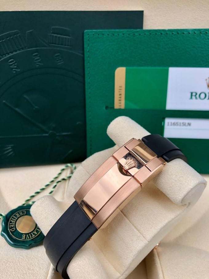 Rolex Daytona Rubber Black Dial 42 mm Men's Watch