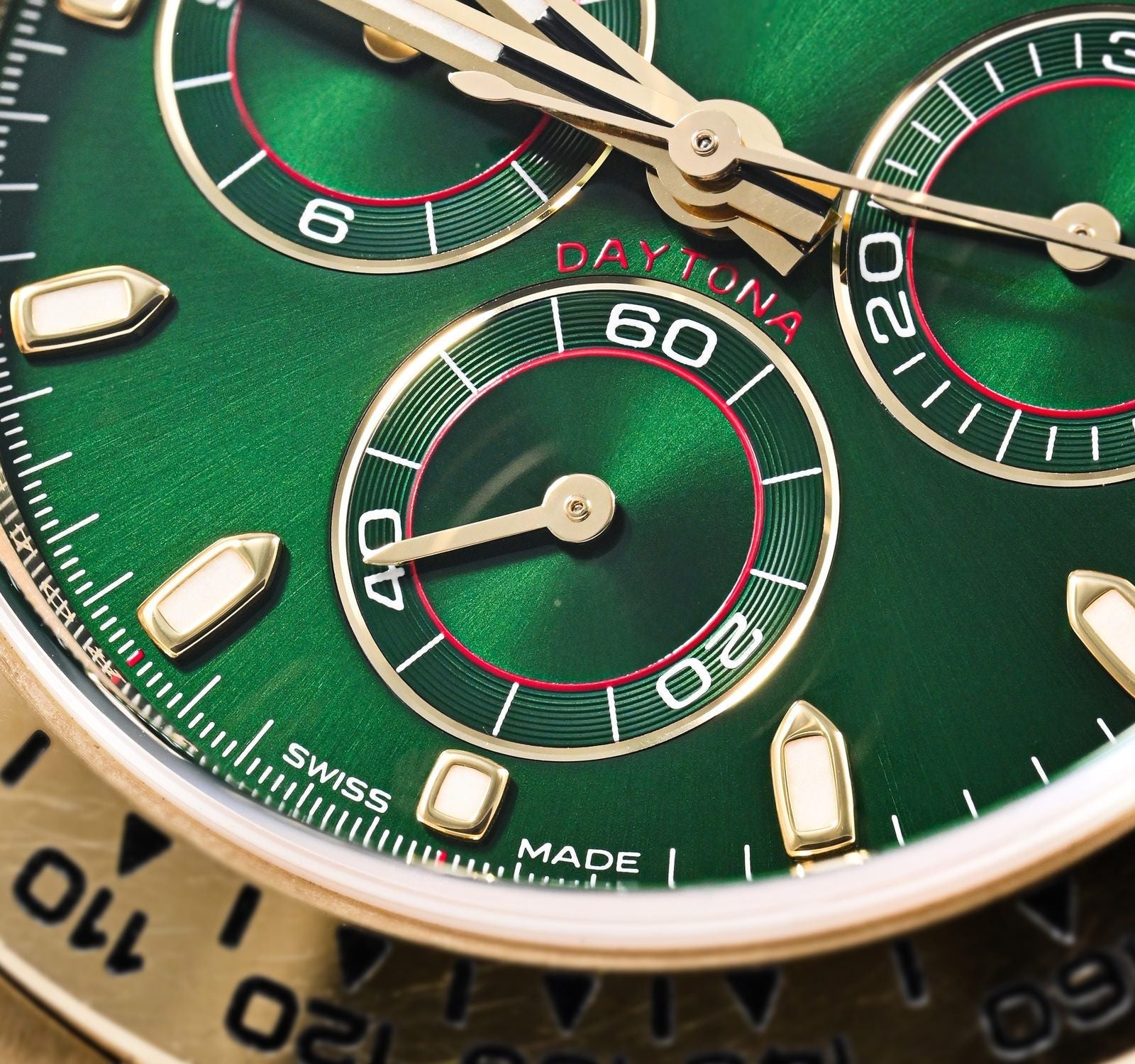 Rolex Daytona Green Dial 43 mm Metal Bracelet Men's Watch (Ref. 103)